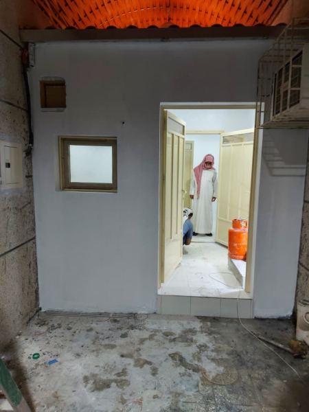 تصاميم ملاحق ساندوتش بانل في جدة: دليل التكلفة والمميزات وأفضل الأشكال